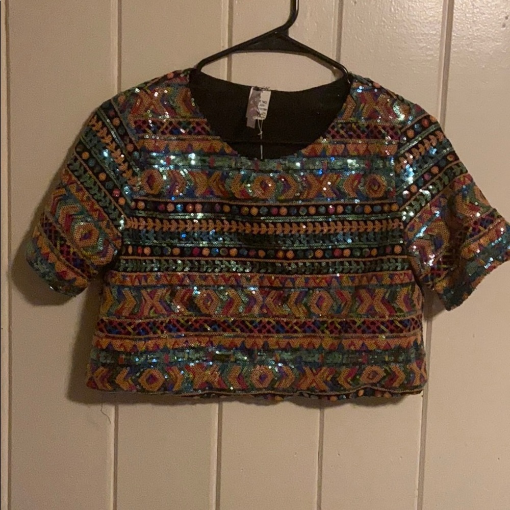 Beautiful Crop top multi colored shirt,and skirt